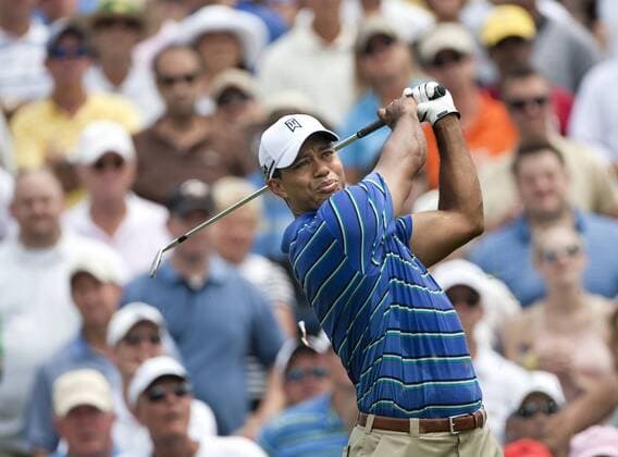 Tiger Woods (USA) hits of the number 3 tee during the first round of The Players Championship PGA golf tournament in Ponte Vedra Beach -  PVB2010050608