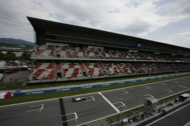 Michael Schumacher (GER, Mercedes GP Petronas), - Circuit de Catalunya - xHOCHxZWEIx o0 Circuit de Catalunya Tribüne Haupttribüne