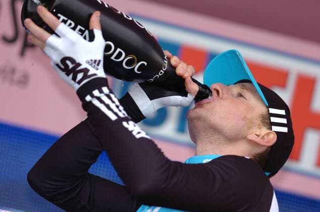 2010, Giro d Italia, Amsterdam - Amsterdam: Team Sky 2010, Bradley Wiggins - Etappensieger -  o0 Siegerehrung Freude