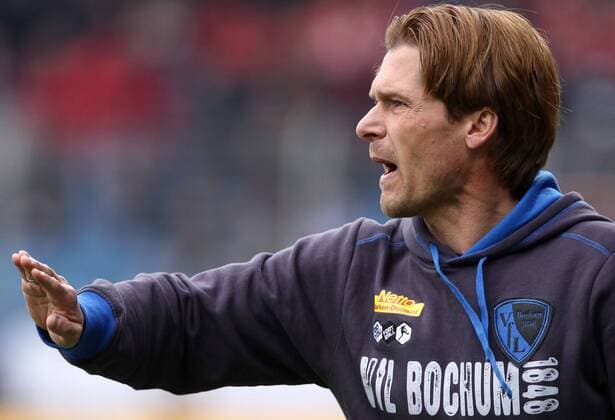 08.05.2010, Bochum, Fussball, 1. Bundesliga, VfL Bochum - Hannover 96. Dariusz Wosz (Trainer Bochum)