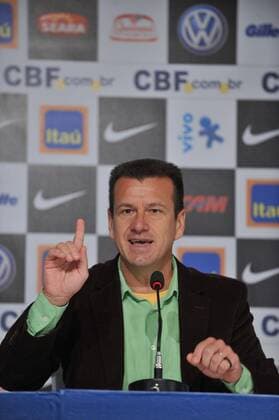 Brazilian national football team coach Carlos Dunga speaks during a press conference in Rio de Janeiro, Brazil, May 11, 2010, to announce the Brazil s team list to participate in South Africa 2010 World Cup  o0 Trainer, Nationaltrainer WM Kader Nominierung Bekanntgabe Kadernominierung Kaderbekanntgabe