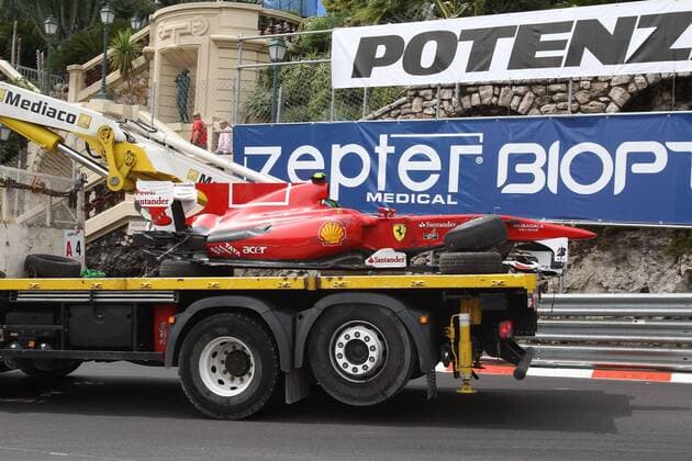 Crash Car, Fernando Alonso, Scuderia Ferrari, Formel 1, GP Monaco 14.05.10 o0 Objekte Bolide kaputt Wrack Unfall Schaden