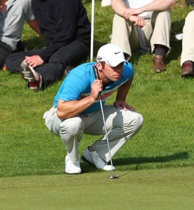 England s Paul Casey lines up his putt on the 16th green during the first round of the PGA. BMW PGA Championship at Wentworth Golf Club, Surrey . xColinxReadx  ActionPlus11043698 Content restricted for UK based newspaper