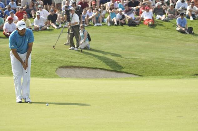 Jason Day (USA) on the 18th hole of the 2010 HP Byron Nelson (final round) in Dallas, Texas. May 23, 2010. xCooperxNeillx  ActionPlus11045332 Content restricted for UK based newspaper