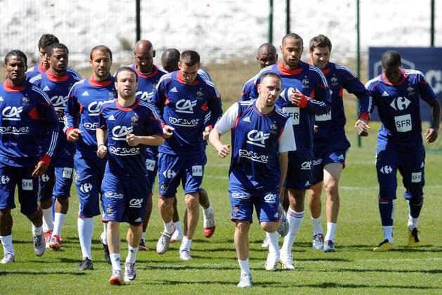 Stage Tignes Training Frankreich Franck RIBERY (Mitte Re.) - Mathieu VALBUENA (Mitte, li.) xAnthonyxBibardx 