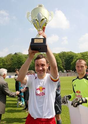 RB Leipzig LEIPZIG,DEUTSCHLAND,22.MAI.10 - FUSSBALL - Oberliga Sued, RasenBallsport Leipzig. Bild zeigt den Jubel von Ingo Hertzsch (RB Leipzig). 