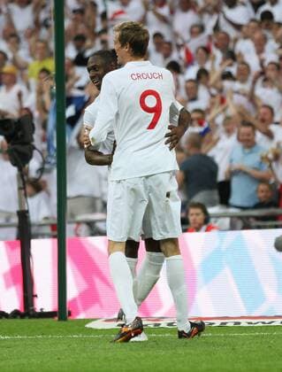 England s Ledley King (L) celebrates scoring with Peter Crouch his sides opening goal International Friendly - England vs Mexico - 24th May, 2010 EDITORIAL USE ONLY. No use with unauthorised audio, video, data, fixture lists, club league logos or live services. Online in-match use limited to 120 images, no video emulation. No use in betting, games or single club league player publications.