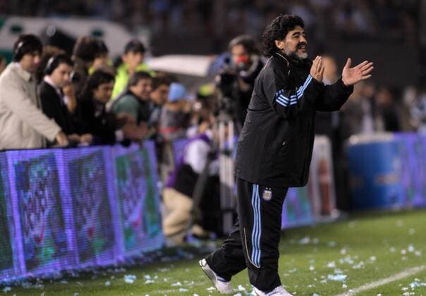 BUENOS AIRES, - Argentina s head coach Diego Armando Maradona reacts during the friendly match against Canada held in Buenos Aires, Argentina, May 24, 2010. (2)  o0 Nationaltrainer