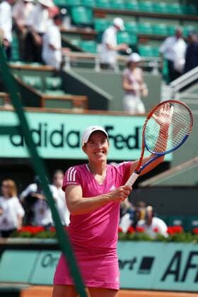 Justine Henin (BEL) - Roland Garros 2010 - 25.05.2010 - WTA - Jubel LedoyenBenoit 
