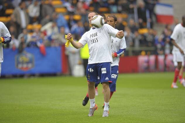 Frankreich vs Costa Rica - Franck Ribery FRA trägt ein T Shirt zur Erinnerung an Lass (LASSANA DIARRA) der nicht an der WM teilnehmen kann JBAutissier 