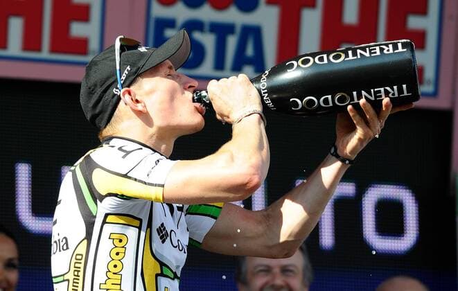 27-05-2010 Brescia , Giro D Italia 2010, 18. Etappe, Levico Terme-Brescia - Etappensieger Andre Greipel (HTC Columbia)  o0 Jubel Freude