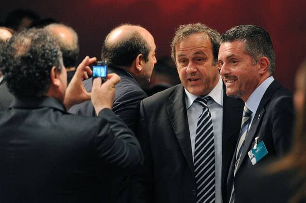 Vergabe der Fußball EURO 2016: UEFA Präsident MICHEL PLATINI (FRA, Mitte) - xJEANxBIBARDxFEPx 