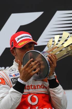 Race, Lewis Hamilton (GBR), McLaren Mercedes, MP4-25 race winner Turkish Grand Prix 28-30 May 2010  o0 Sieg Jubel Freude Objekte Pokal Trophäe