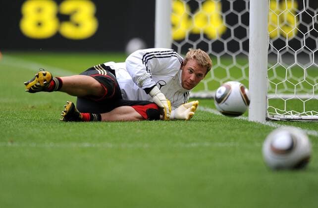 Fussball International: Deutsche Nationalmannschaft Deutscher Fussballbund , DFB Training 02.06.2010 - Torwart Manuel Neuer 