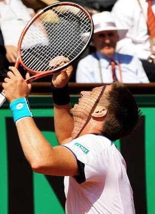 TENNIS - ATP World Tour, Grand Slam, Roland Garros French Open 2010. Bild zeigt den Jubel von Robin Soederling (SWE).  o0 Jubel, Freude