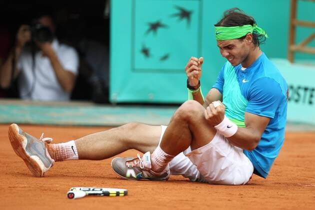 Rafael Nadal, ESP, celebrating his victory after the final of the 2010 Tennis French Open in Paris at Roland Garros, 06 06 2010 - o0 Finale