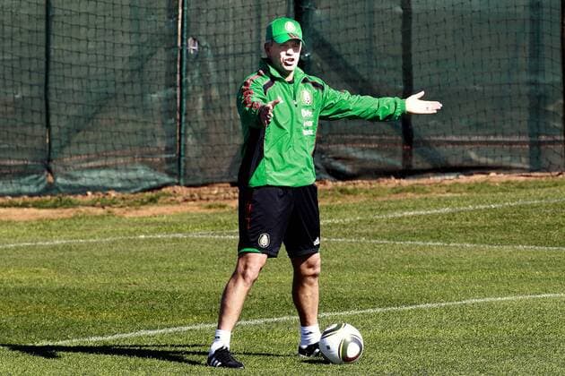 Jun 07, 2010 - Johannesburg - The coach JAVIER AGUIRRE during a training session of the Mexican World Cup squad in the field of the Waterstones College. ---  - ZUMAu78 o0 Nationaltrainer Freisteller