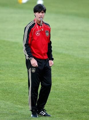 FUSSBALL - FIFA WM 2010, Training GER ATTERIDGEVILLE, Vorberichte, Vorbereitung, Training Nationalmannschaft Deutschland. Bild zeigt Bundestrainer Joachim Loew (GER). 
