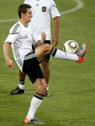 FUSSBALL - FIFA WM 2010, Training GER ATTERIDGEVILLE, Vorberichte, Vorbereitung, Training Nationalmannschaft Deutschland. Bild zeigt Miroslav Klose (GER). 