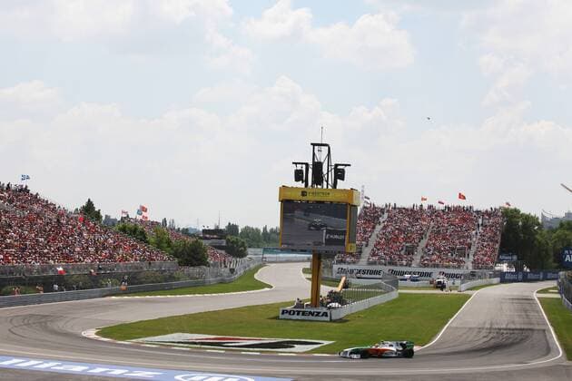 June 13, 2010 - Montreal, Canada - Vitantonio Liuzzi (ITA) Force India F1 VJM03 at the Circuit Gilles Villeneuve ...Formula One World Championship, Rd 8, Canadian Grand Prix, Race.  - ZUMAorl o0 Kurve Strecke, Epingle