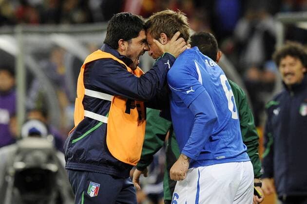 Cape Town - WM 2010 - Italien (blau) - Paraguay (rot) - Daniele De Rossi (re.) und Gennaro Gattuso (beide Italien) jubeln  o0 Jubel, Freude