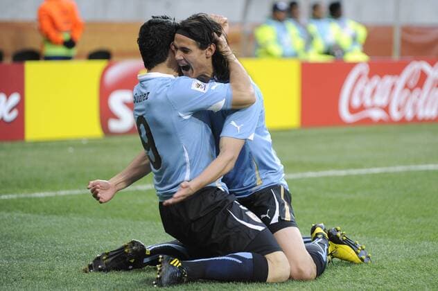 Luis SUAREZ (URU, li.),Jubel nach Tor zum 1-0 mit Edinson CAVANI (URU)- Uruguay (URU) vs. Südkorea (KOR), Achtelfinale, Fussball Weltmeisterschaft 2010 o0 Freude Emotionen