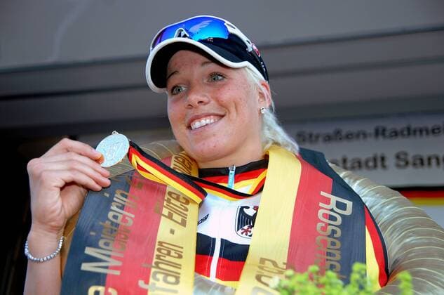 Siegerin Charlotte Becker (GER Cervelo Test Team) - Event: National Championships Road Race 2010 - 126.6 km - Sangerhausen - Date: 26.06.2010 - Location: Sangerhausen - Sachsen Anhalt - Germany - Europe - Contact o0 Meisterschaft Meister Sieg Jubel Freude