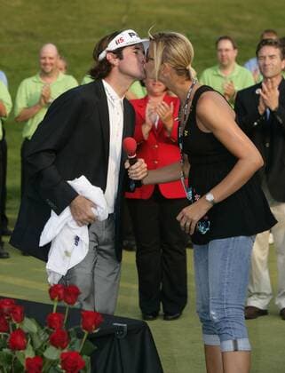 June 27, 2010 - Cromwell, Connecticut, U.S. - Bubba Watson (USA, L) kisses his wife Angie after winning a playoff after the final round of the Travelers Championship. - ZUMAg28 o0 Sieg, Sieger, Jubel, Freude Kuss, Partnerin, Partnerin, Frau, Ehefrau Familie,