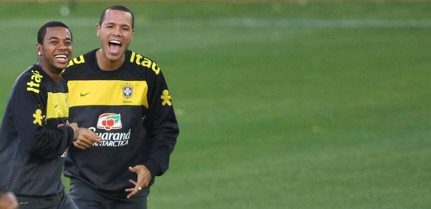 Robinho (L), Luis Fabiano (BRA) - Johannesburg - 30 06 2010. x(3)xCaetanoxBarreirax xFotoarenax  (1043)
