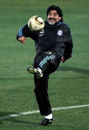 FUSSBALL - FIFA WM 2010, ARG, Training PRETORIA,01.JUL.10 - FUSSBALL - FIFA Weltmeisterschaft 2010, Nationalteam Argentinien, Training. Bild zeigt Nationaltrainer Diego Maradona (ARG).  o0 Trainer