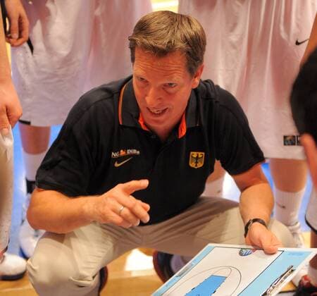 Germany vs Canada, Day 1 of the 2010 FIBA U17 World Championship in Hamburg, Germany. 02 07 2010, preliminary round. Coach Frank Menz (GER)