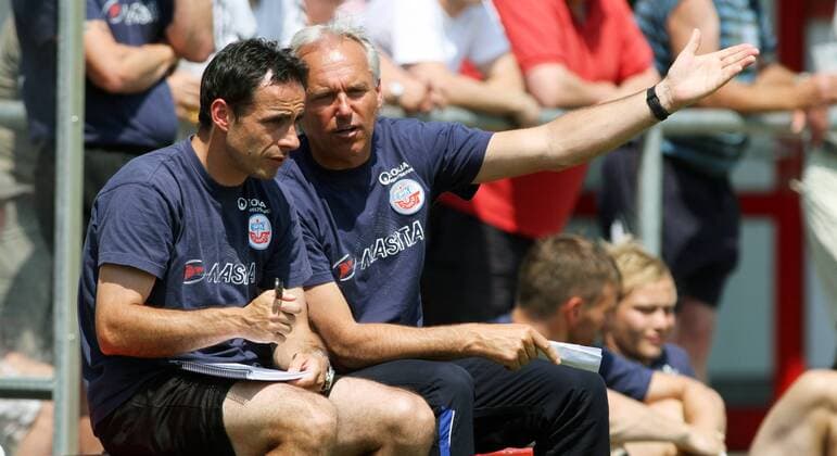 03.07.2010, Rathenow - Testspiel 2010 2011 - FC Hansa Rostock --- CO-Trainer Michael Hartmann (L), Trainer Peter Vollmann Quer