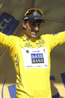 Tour de France 2010, 4. Etappe: Cambrai - Reims - Fabian Cancellara (Saxo Bank) im gelben Trikot des Gesamtführenden  o0 Jubel, Freude, gelbes Trikot