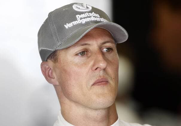 Motorsports Formula 1: World Championship 2010, GP of Great Britain, 03 Michael Schumacher (GER, Mercedes GP Petronas), xHOCHxZWEIx