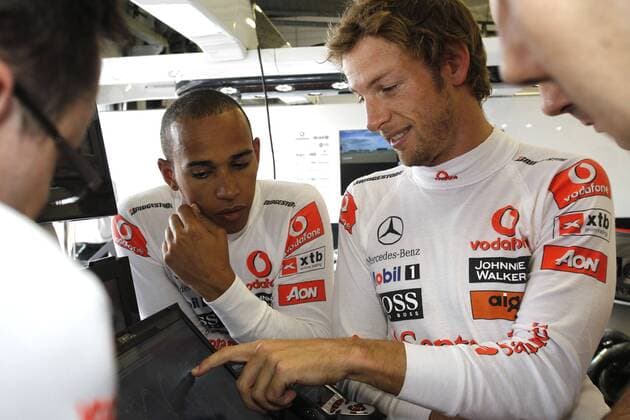 Motorsports Formula 1: World Championship 2010, GP of Great Britain, 02 Lewis Hamilton (GBR, Vodafone McLaren Mercedes, L), 01 Jenson Button (GBR, Vodafone McLaren Mercedes), xHOCHxZWEIx