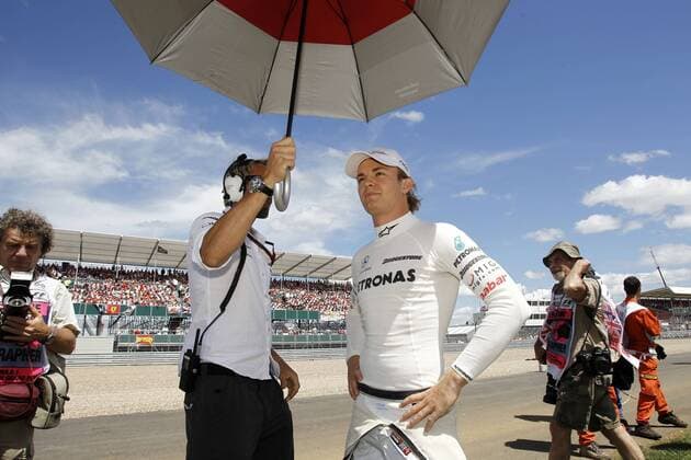 Motorsports Formula 1: World Championship 2010, GP of Great Britain, 04 Nico Rosberg (GER, Mercedes GP Petronas), xHOCHxZWEIx