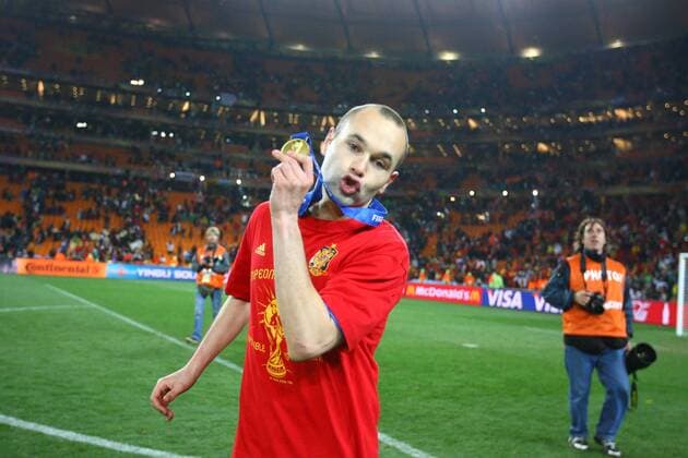 Niederlande (orange) - Spanien (blau), Andres Iniesta (ESP)  o0 Jubel, Freude