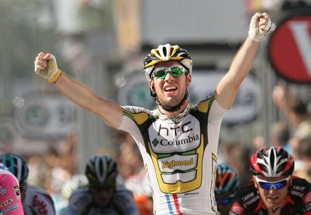 15.07.2010 Bourg-les Valence, Radsport 97. Tour de France 2010, 11. Etappe Sisteron - Bourg-les Valence, Mark CAVENDISH GBR siegt o0 Jubel Freude Etappensieg Etappensieger