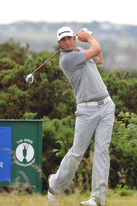 16 07 2010 Dustin Johnson (USA) in action on the Old Course , St Andrews, Fife, Scotland in the Second round of the British Open Championship xKevinxBatchelorx  ActionPlus11071139 Content restricted for UK based newspaper