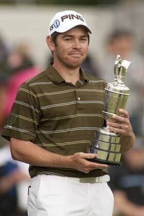 ST ANDREWS SCOTLAND. 18-07-2010. Louis OOSTHUIZEN from South Africa winner of The Open Championship (also known as The British Open) played on The Royal and Ancient Old Course. x  ActionPlus11071903 o0 Jubel, Freude, Sieg, Sieger, Objekte, Pokal, TrophÃ¤e, Claret Jug
