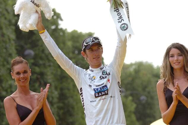 2010, Tour de France, Longjumeau - Paris, Andy Schleck (LUX Saxo Bank) - Sieger der Nachwuchswerung der Tour de France 2010 -  o0 Jubel, Freude weißes Trikot