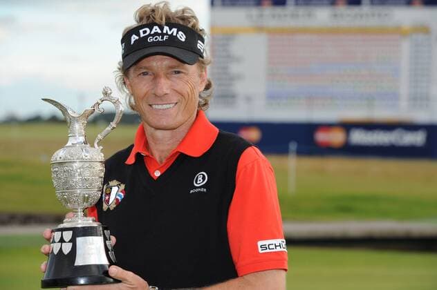 25 07 2010 Bernard Langer (GER) Winner of The senior Open Championship iafter the final round of the Mastercard British Senior Open Golf Championship on the Championship Course at Carnoustie, Angus, Scotland xKevinxBatchelorx  ActionPlus11074470 o0 Objekte, Shooting, Freude,