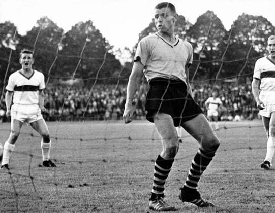 Friedhelm Timo Konietzka (BVB) Fußball 1. BL Herren Saison 1963 1964, Borussia Dortmund Einzelbild