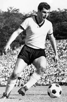 Lothar Emmerich (BVB) Fußball 1. BL Herren Saison 1968 1969, Borussia Dortmund Einzelbild Aufnahmedatum geschätzt