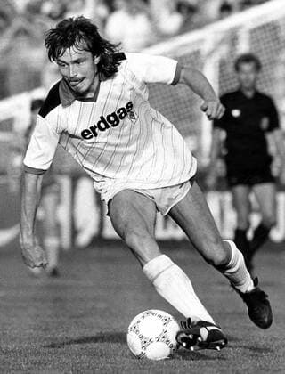 Ewald Lienen (Gladbach) Fußball 1. BL Herren Saison 1986 1987, Borussia Mönchengladbach, Gladbach Einzelbild Dynamik,