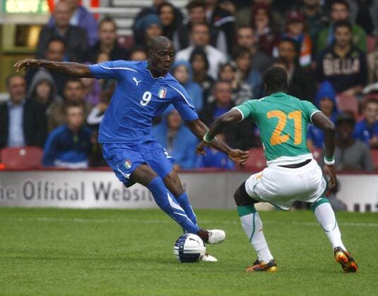 Football - International Friendly - Italy v Ivory Coast: Mario Balotelli (L) of Italy at Boleyn Ground, Upton Park 