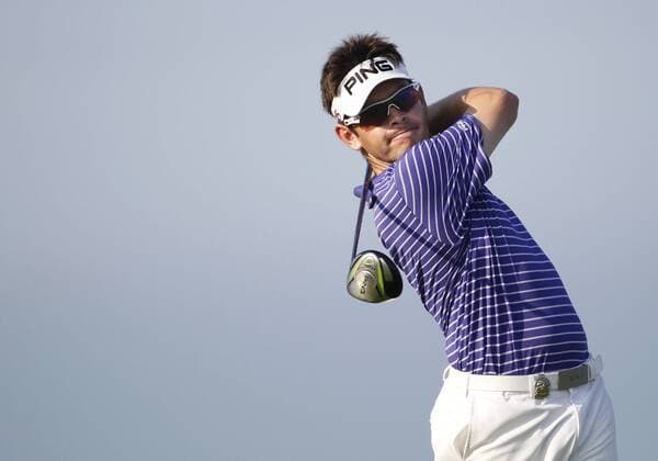 Louis Oosthuizen (RSA) of South Africa tees off on the 4th hole during the first round of the 92nd PGA Championship at Whistling Straits in Kohler, Wisconsin on August 12, 2010.  BKX2010081244