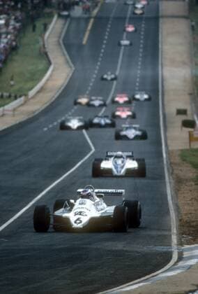 Keke Rosberg (Finnland Williams Ford) am Ende Der Gerden in Kyalami  o0 Gerade, Startgerade, Zielgerade Aktion
