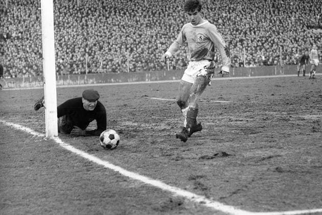 Torwart Petar Radi Radenkovic und Bernd Patzke (beide 1860) Fußball 1. BL Herren Saison 1966 1967, TSV 1860 München - FC Bayern München 1:0 Gruppe München Abwehr,