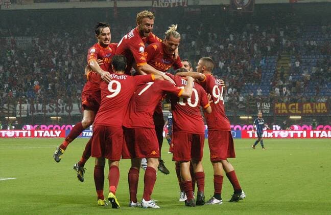 Mailand - Supercup - Inter Mailand - AS Roma: Torjubel Rom, v.li.: Marco Cassetti, Daniele de Rossi und Philippe Mexes  o0 Jubel, Freude, Supercoppa